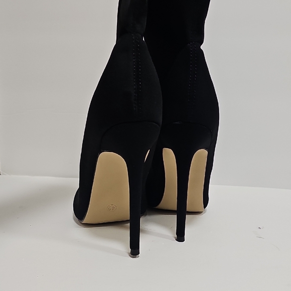 Elegant Black Women's Stiletto Boots - Picture 2 of 7